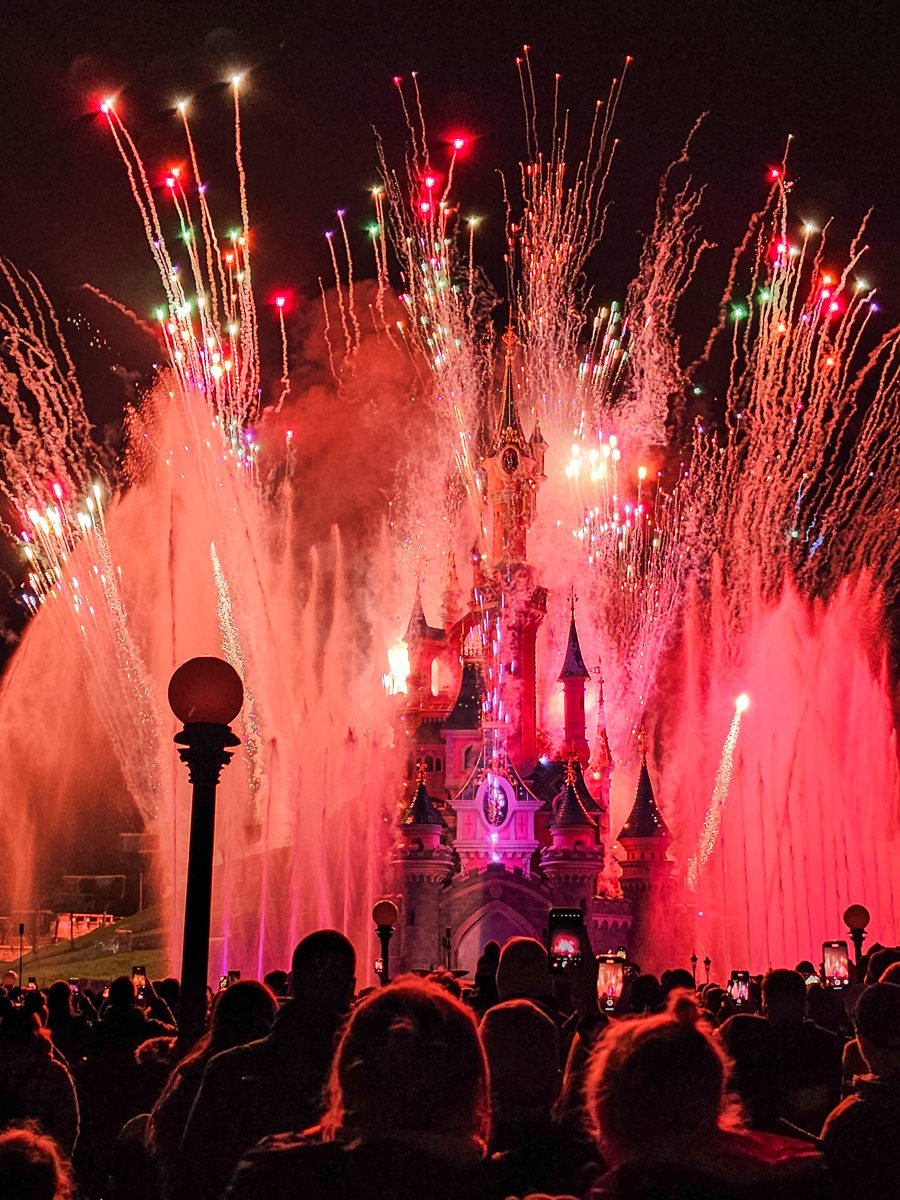Do They Speak English at Disneyland Paris? What You Need to Know