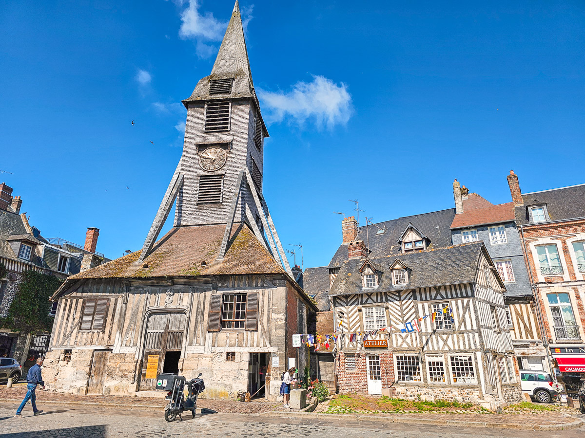 15 Delightfully Charming Things To Do In Honfleur 15-delightfully-charming-things-to-do-in-honfleur
