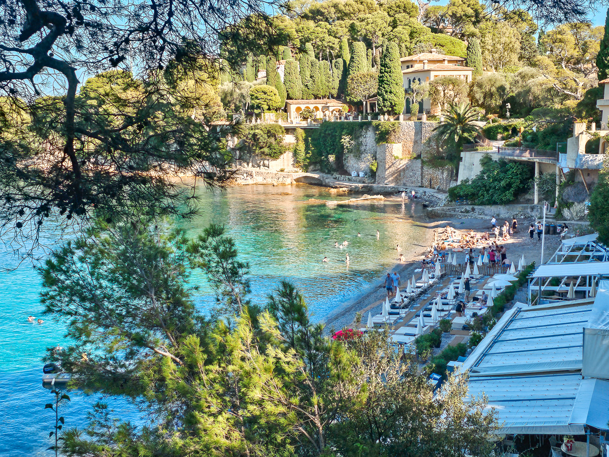 10 Gorgeous Beaches That Show Off the French Riviera at Its Absolute Best