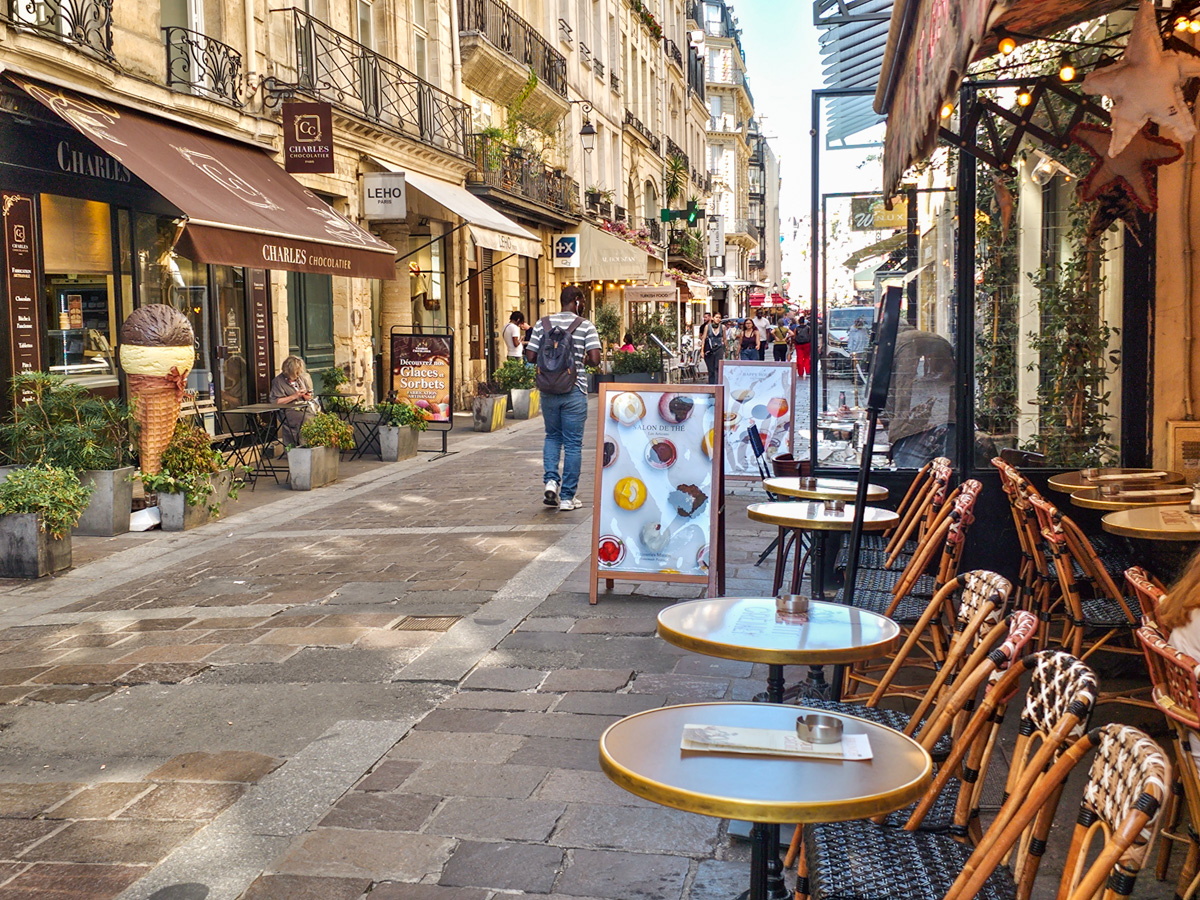25 Small, Interesting Cultural Differences Between France and the USA