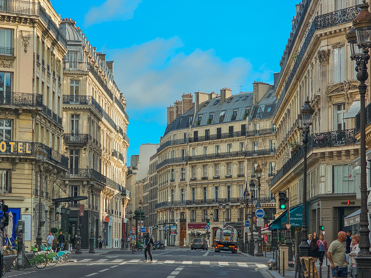 Where You Stay in Paris Matters—And These 8 Neighborhoods Are the Best Base For Exploring the City of Light