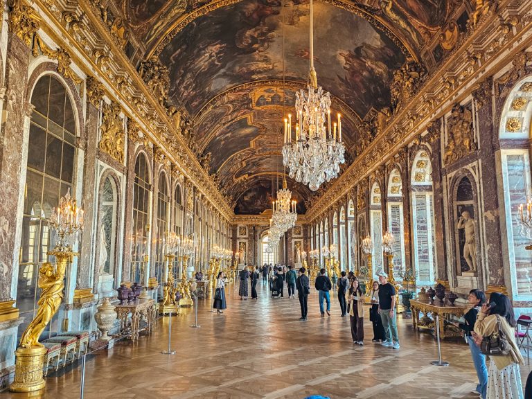 14 Unforgettable Day Trips From Paris To Explore More of France